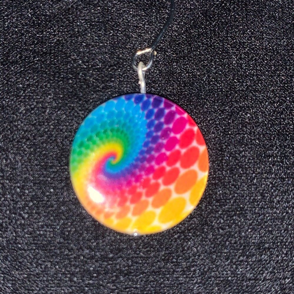 Who doesn’t love tye dye ! 🧜🏻‍♀️